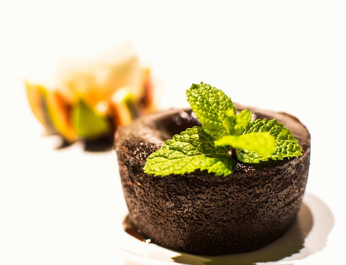 Product photographer in Mallorca cake