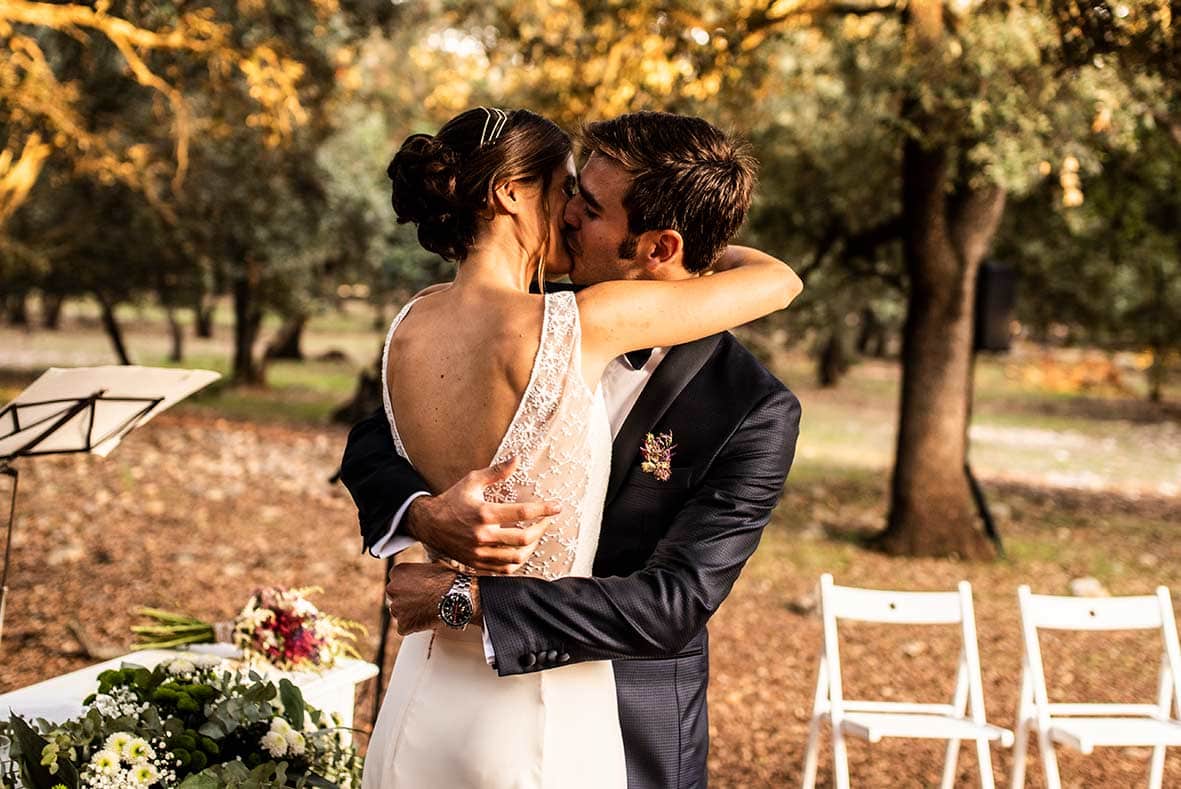 Wedding photographer Mallorca kiss