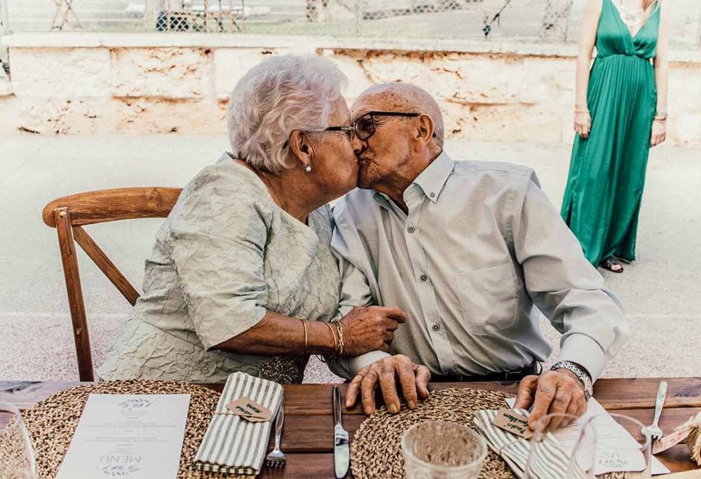 natural wedding photographer grandpa