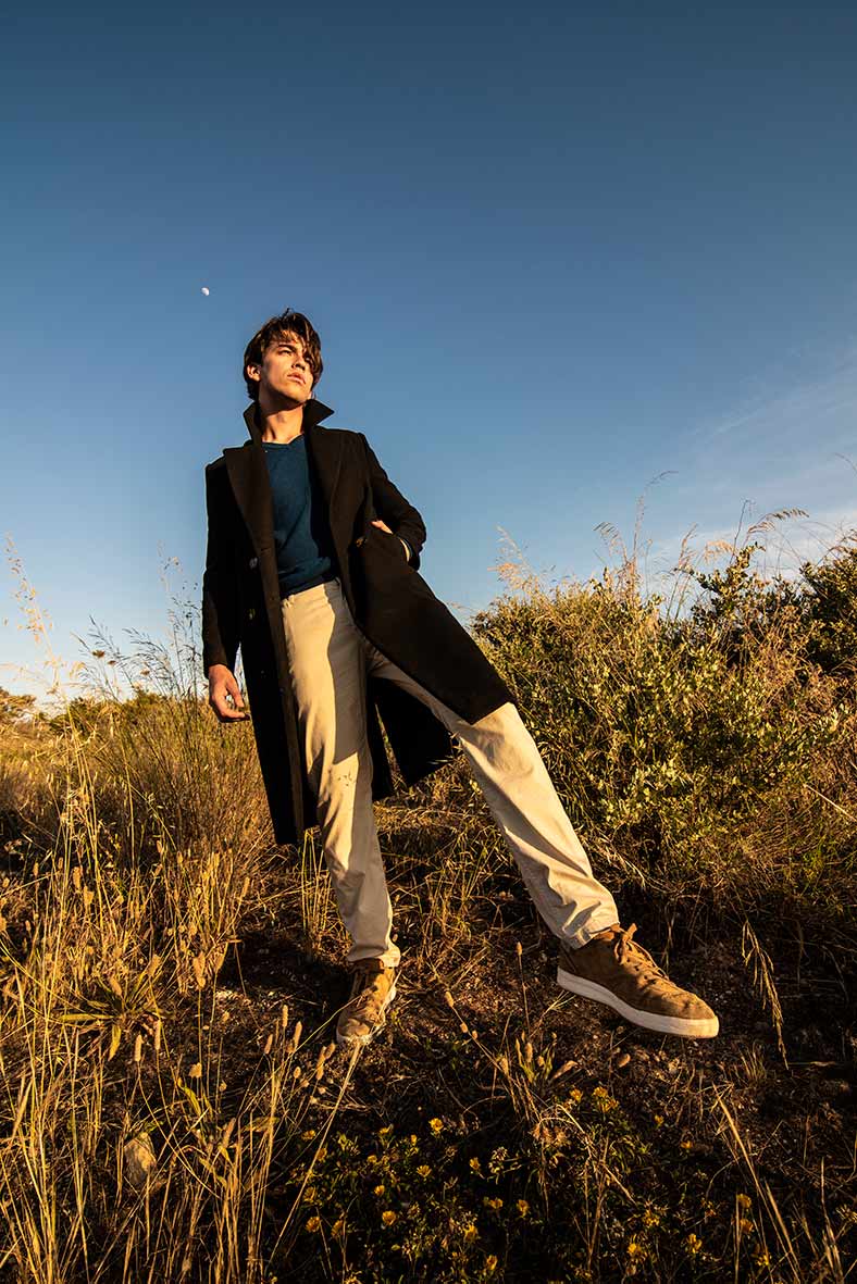 "ALT"editorial de moda masculina campo"