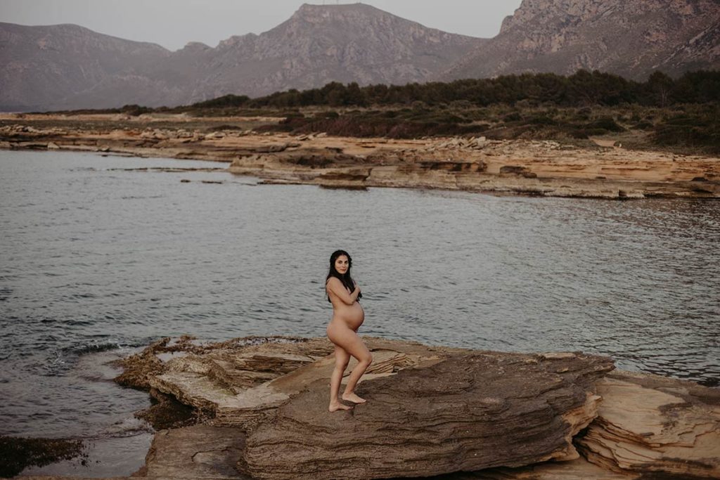 "ALT"sesion de fotos a embarazada en mallorca"