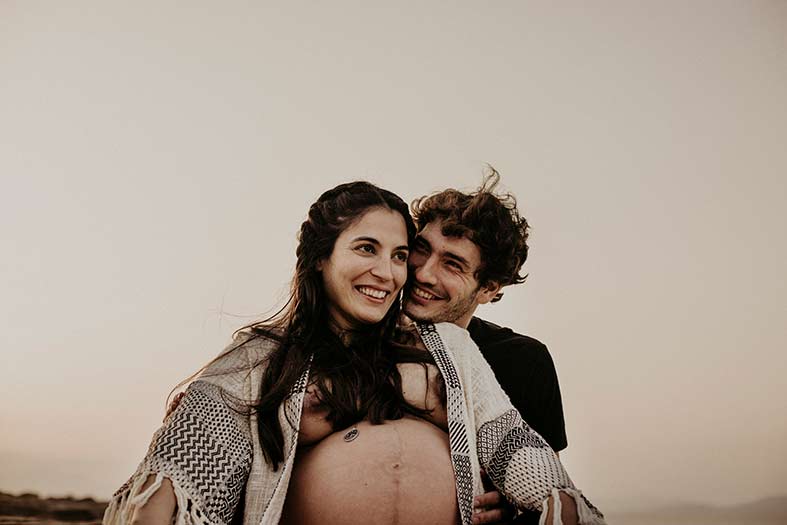 "ALT"sesion de fotos a embarazada en mallorca amor"