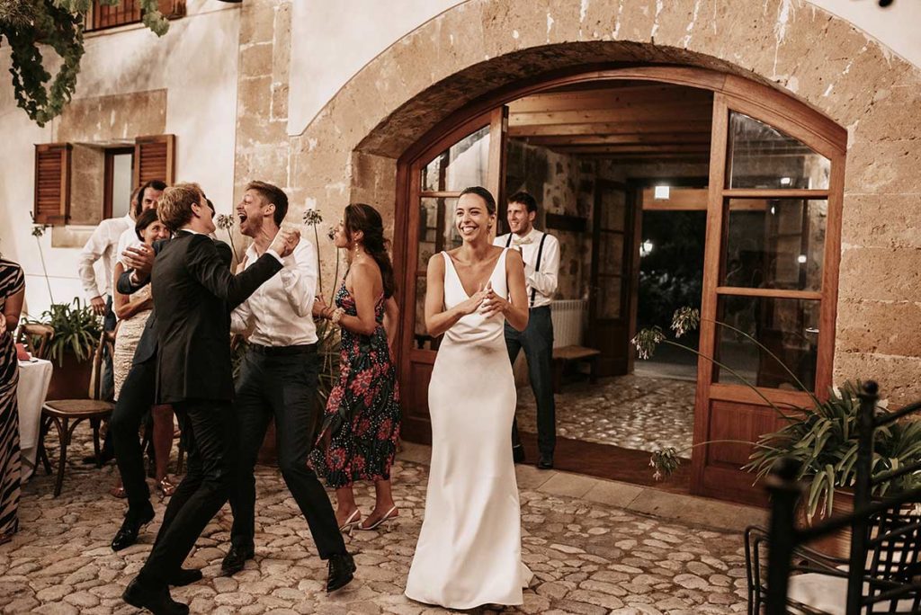 "ALT"boda mexicana en Mallorca de fiesta"