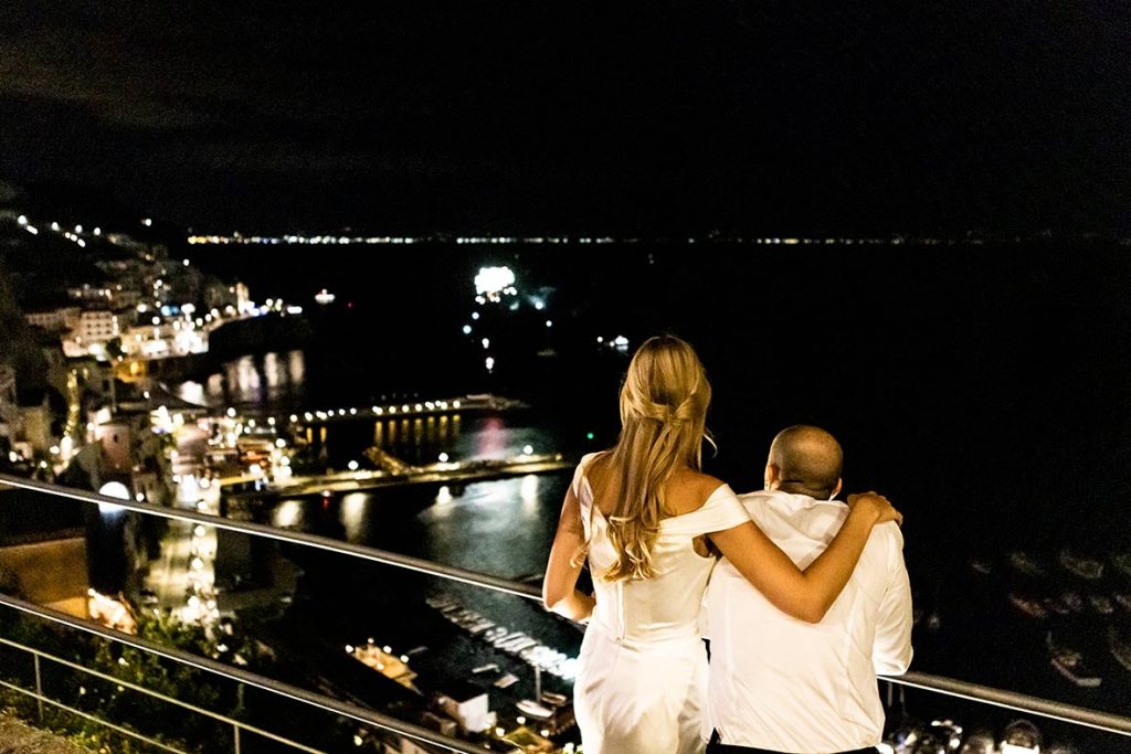 "ALT"fotógrafo de boda en Amalfi fuegos artificiales "