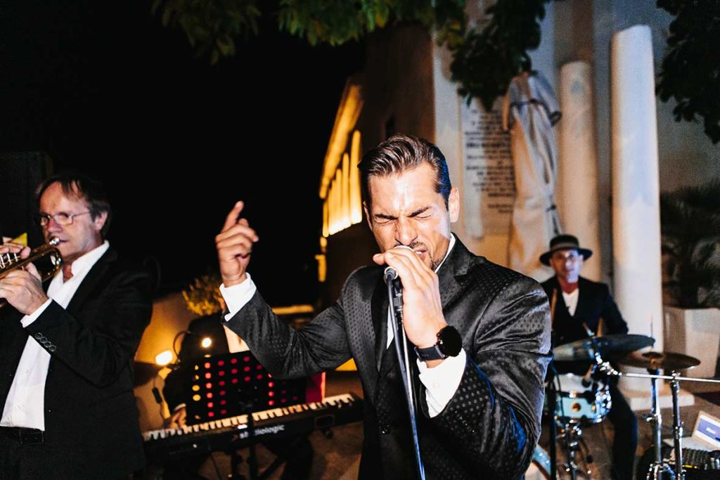 "ALT"fotógrafo de boda en Amalfi grupo de música"