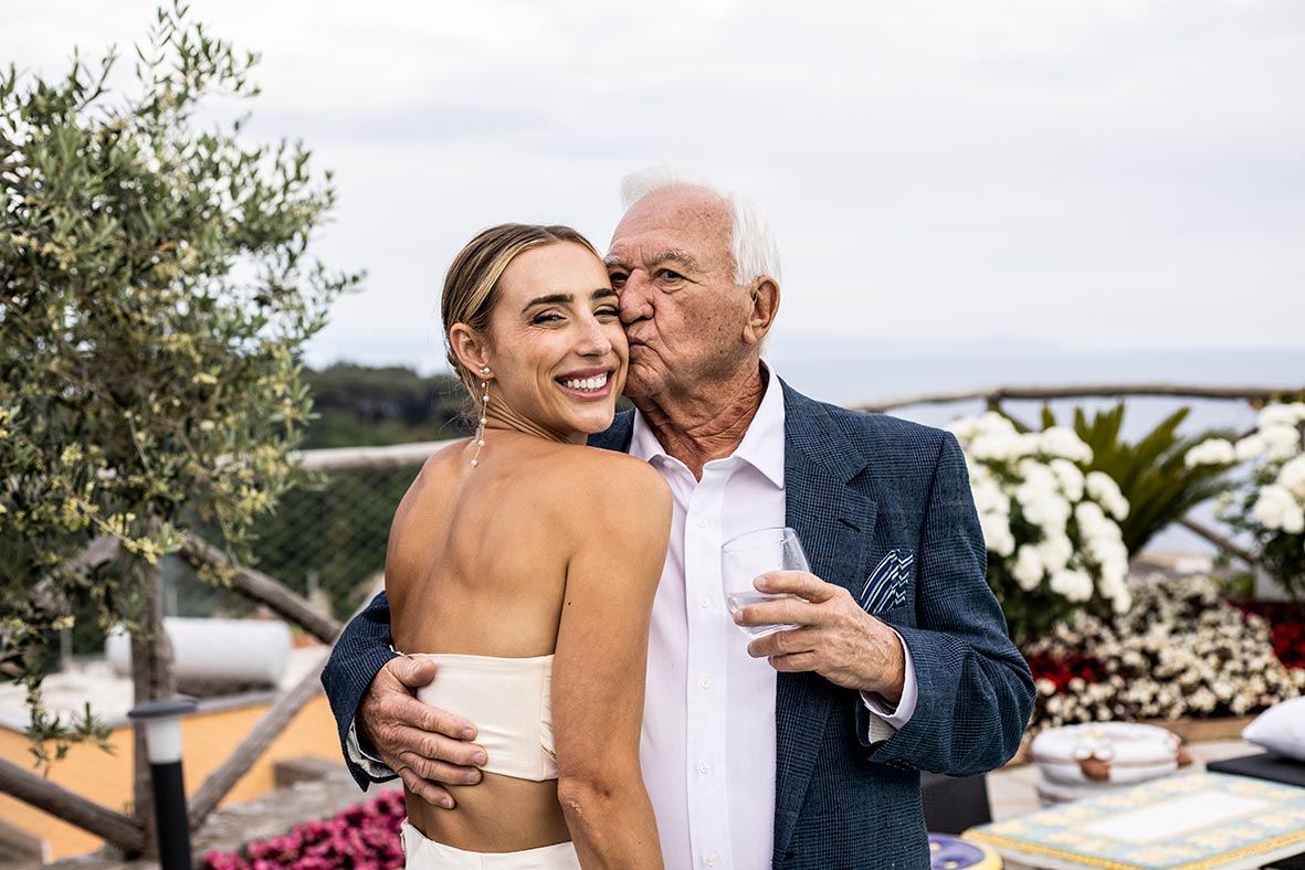 "ALT"boda en la costa amalfitana con abuelo"