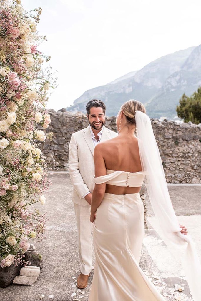 "ALT"boda en la costa amalfitana sonrisas ceremonia"