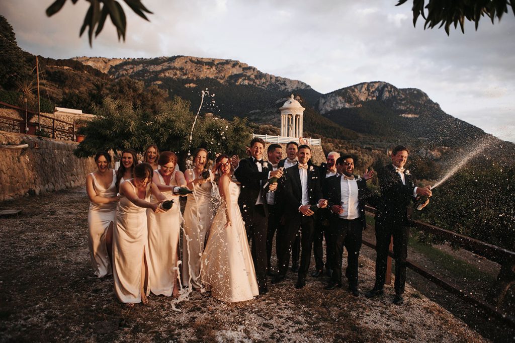 "ALT"boda en son marroig deia mallorca grupo con cava"