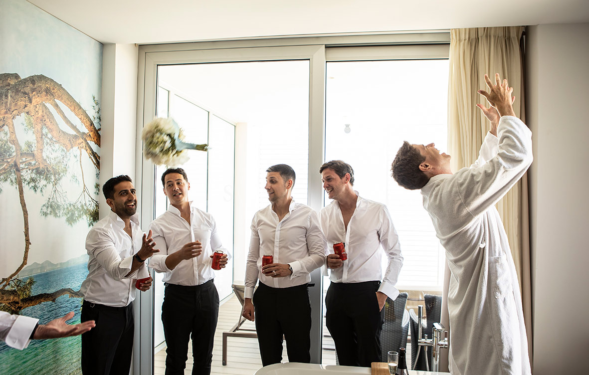 "ALT"boda en son marroig deia mallorca cogiendo el ramo"
