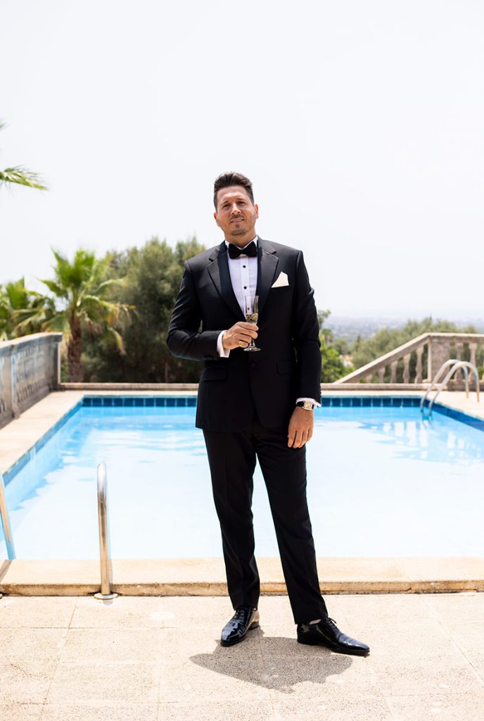 "ALT"boda coreana en finca comassema mallorca smoking"