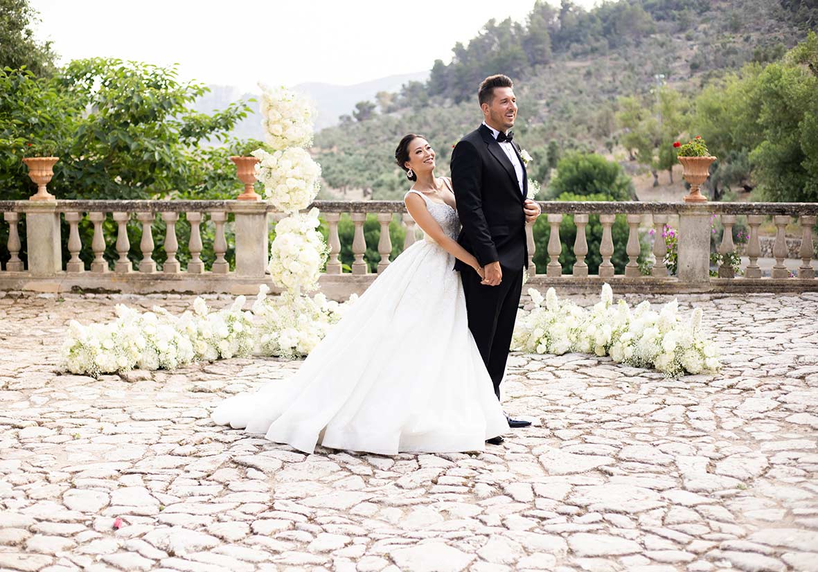 "ALT"boda coreana en finca comassema mallorca agarrados"