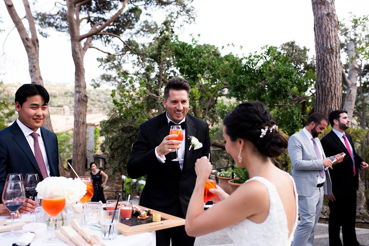 "ALT"boda coreana en finca comassema mallorca aperol novio"