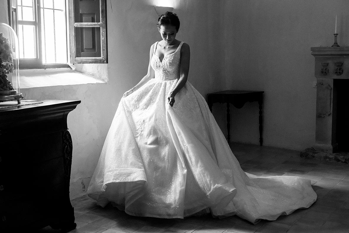 "ALT"boda coreana en finca comassema mallorca blanco y negro"