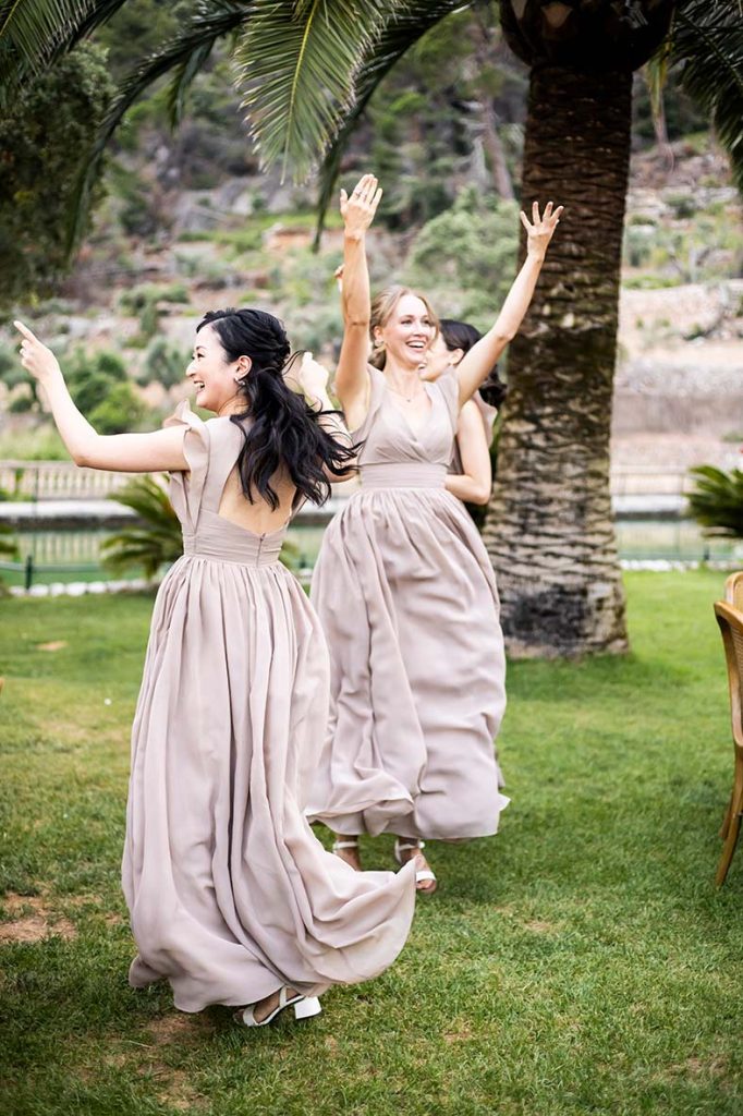 "ALT"boda coreana en finca comassema mallorca bridesmaids entrada"