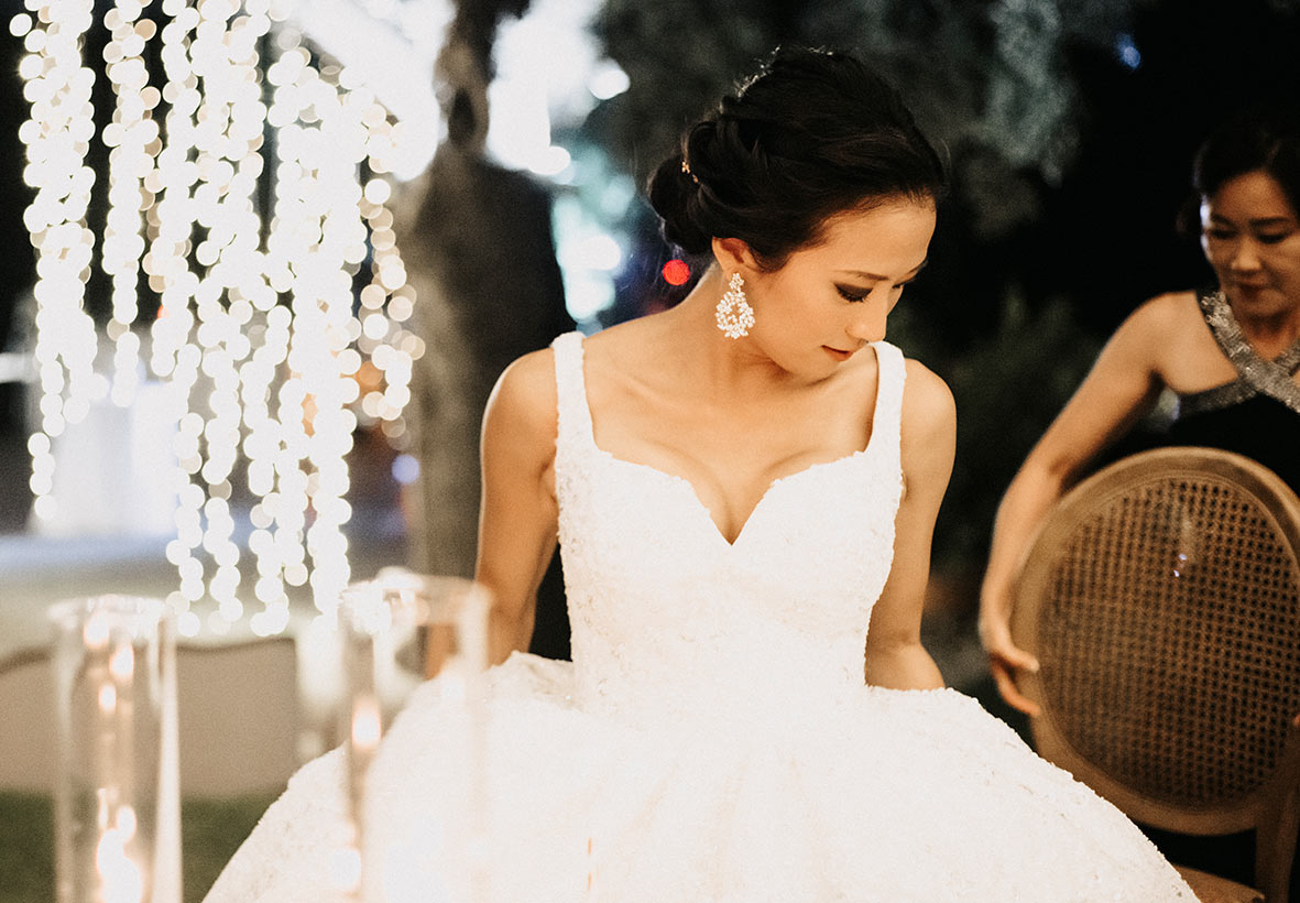 "ALT"boda coreana en finca comassema mallorca luz banquete vestido"