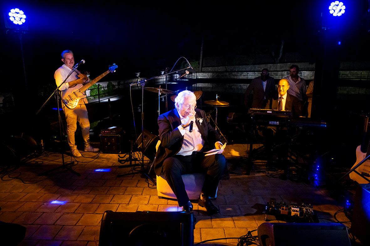 "ALT"boda coreana en finca comassema mallorca cantando my way"