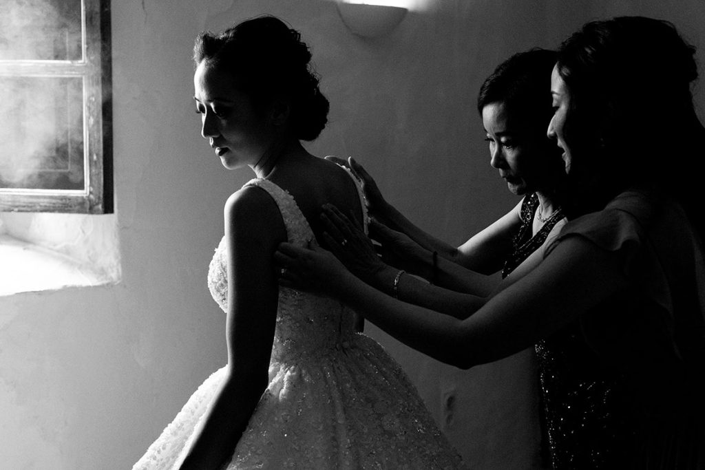 "ALT"boda coreana en finca comassema mallorca botones espalda"