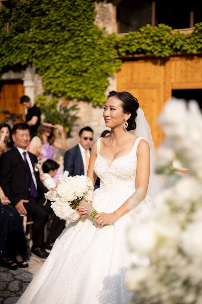 "ALT"boda coreana en finca comassema mallorca novia durante ceremonia"