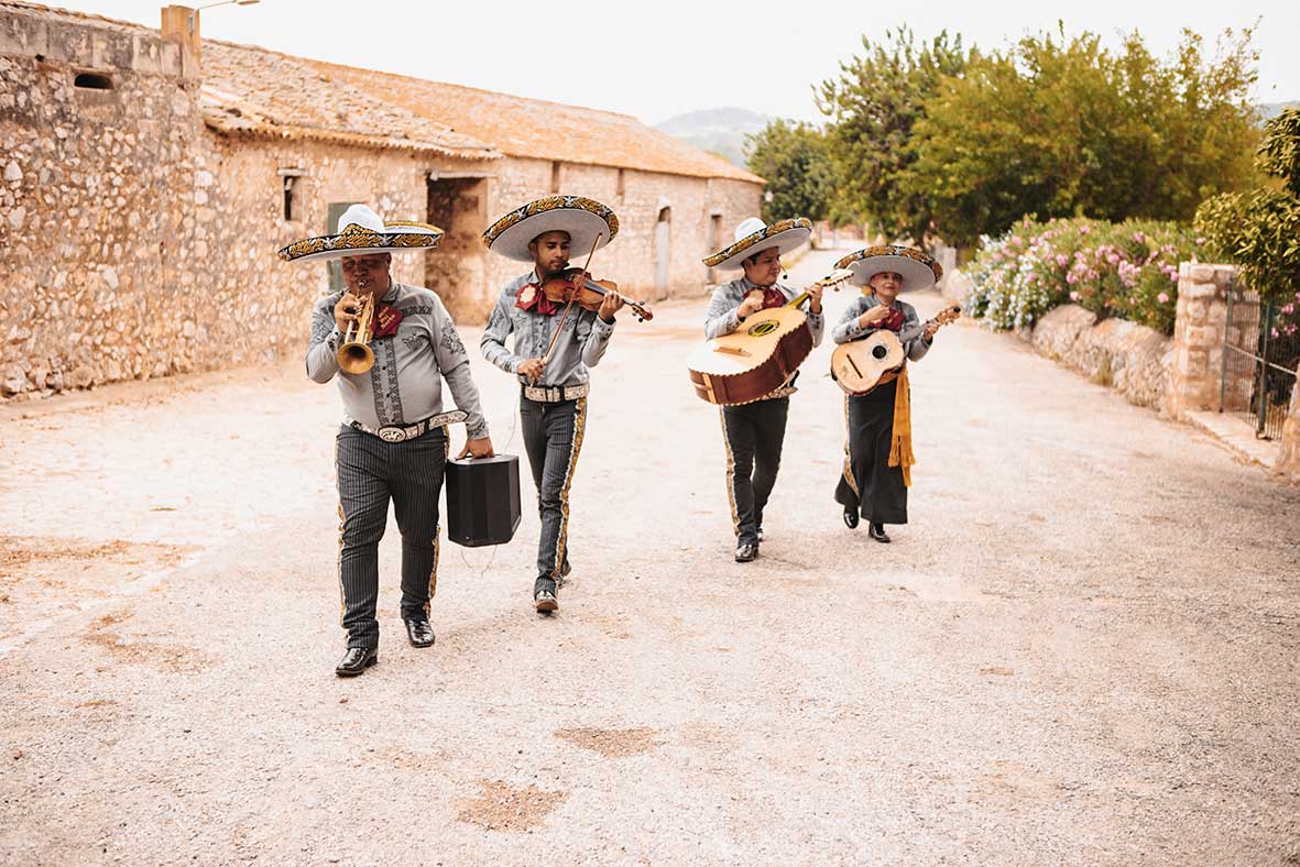 "ALT"boda mexicana en finca son maixella mallorca mariachis sorpresa"