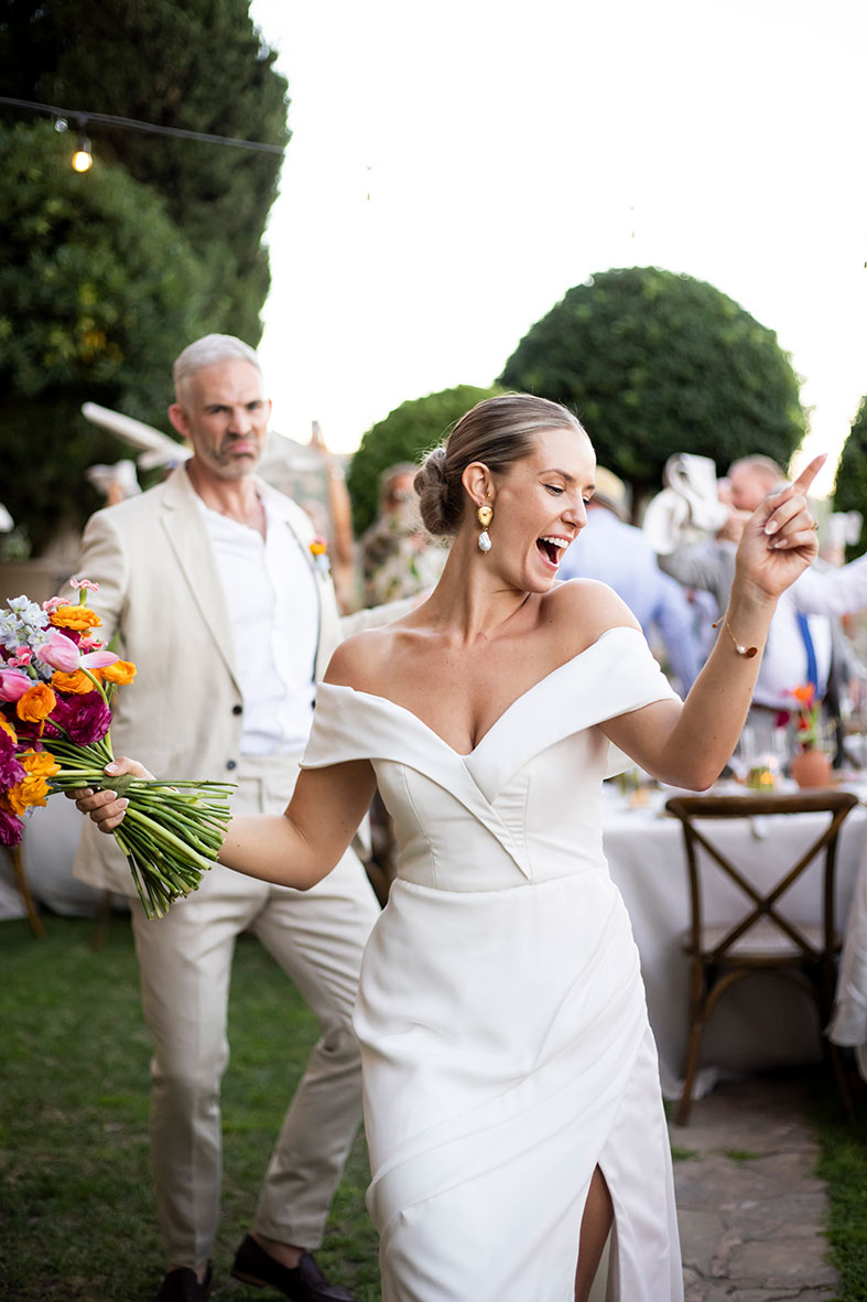 "ALT"fotógrafo en Mallorca son Togores feliz entrada novia"