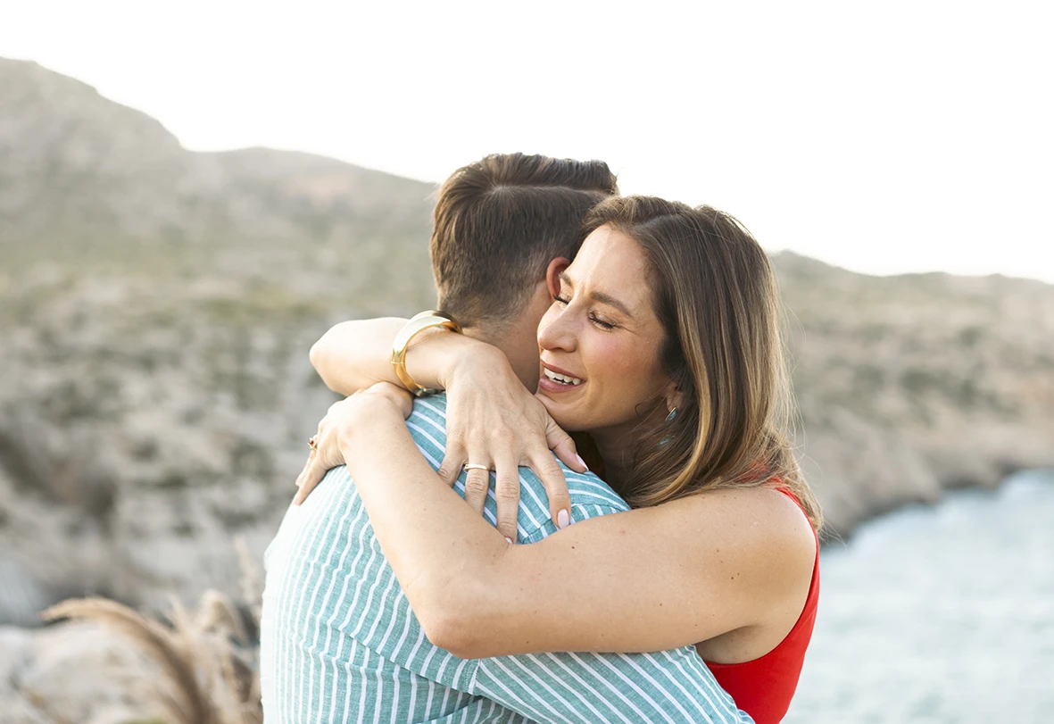 Tears of joy after surprises for wedding proposal in Mallorca
