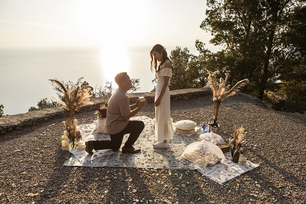 Romantic surprise proposal in Mallorca at sunset by Inma del Valle.