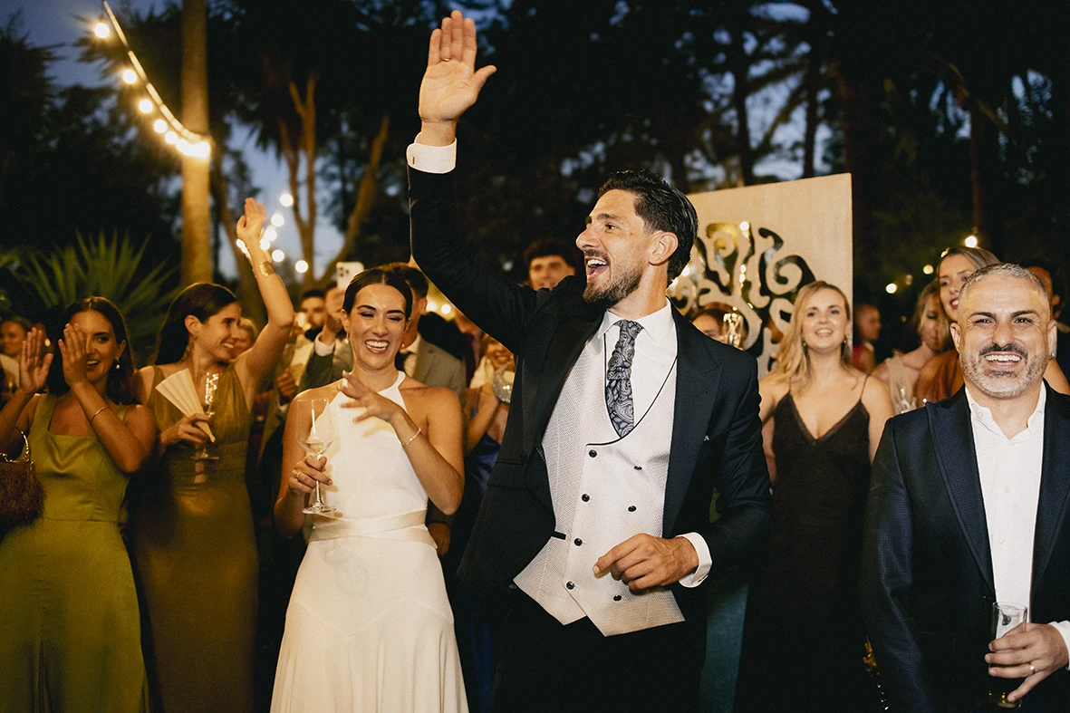The couple enjoying dancing.