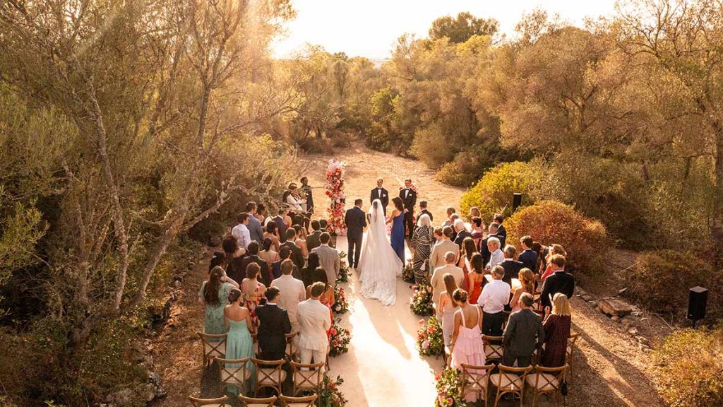 wedding ceremony Son Veri Mallorca outdoor forest